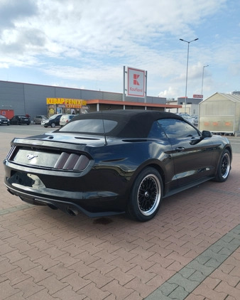 Ford Mustang cena 79000 przebieg: 170000, rok produkcji 2015 z Łódź małe 121